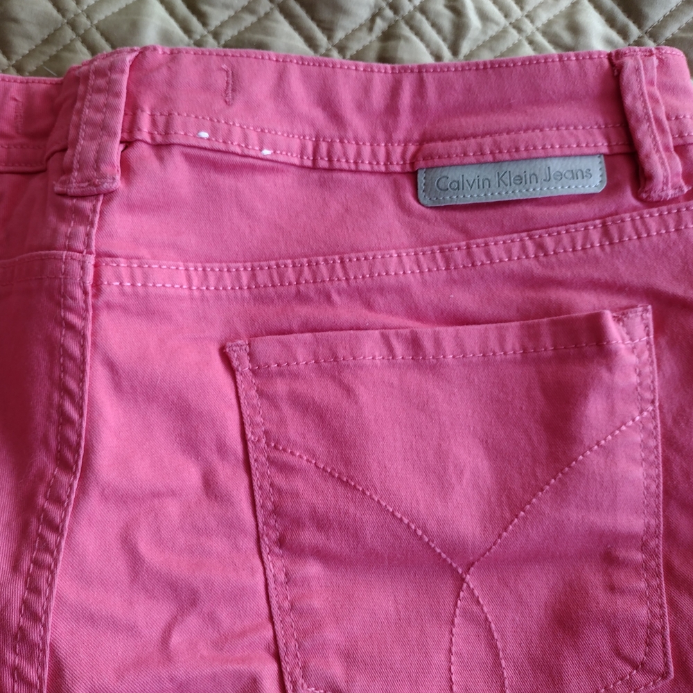 3/$30 Calvin Klein Women's Pink Jeans - Picture 6 of 7